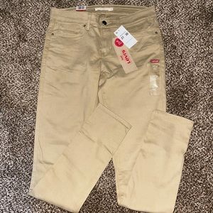 Levi skinny jeans